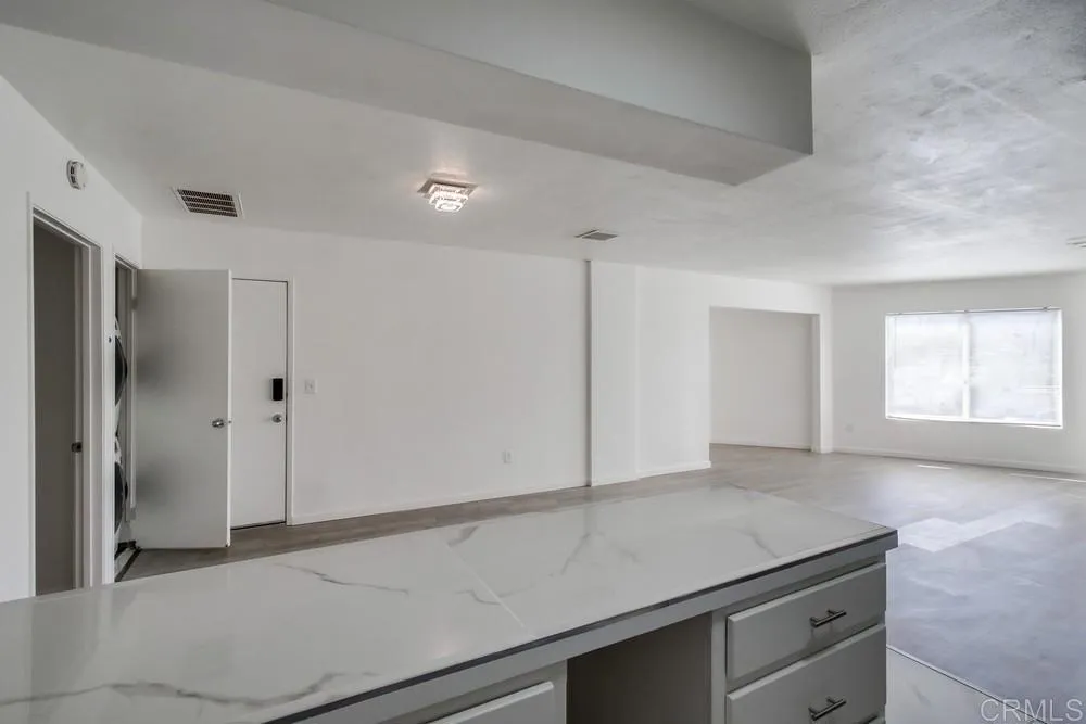 6782 La Jolla Blvd Unit: A