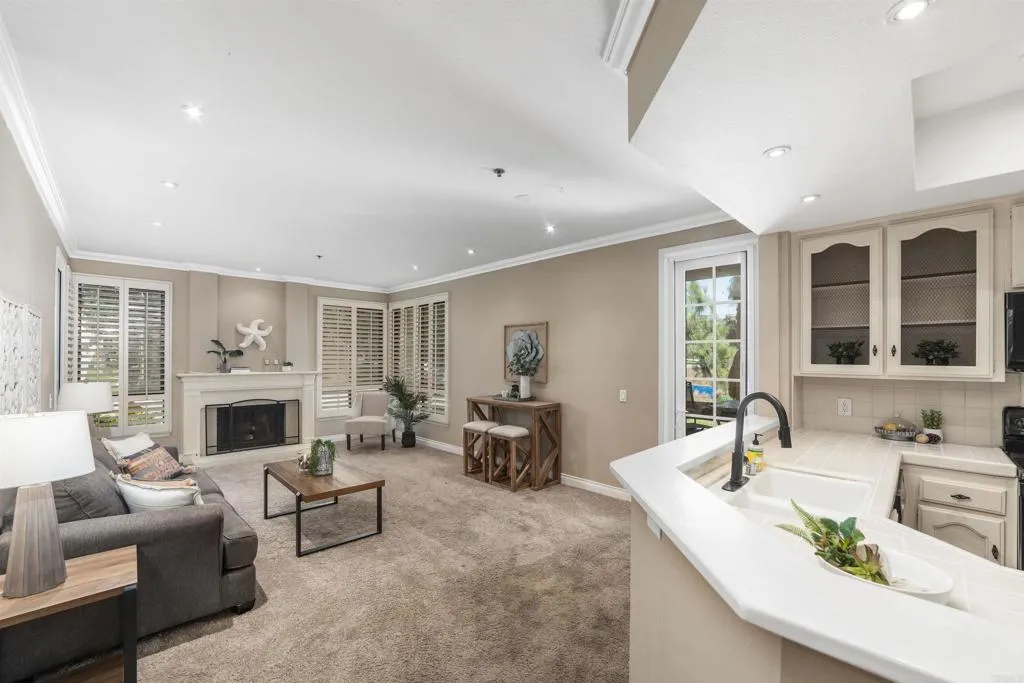 5845 Friars Road Unit 1212