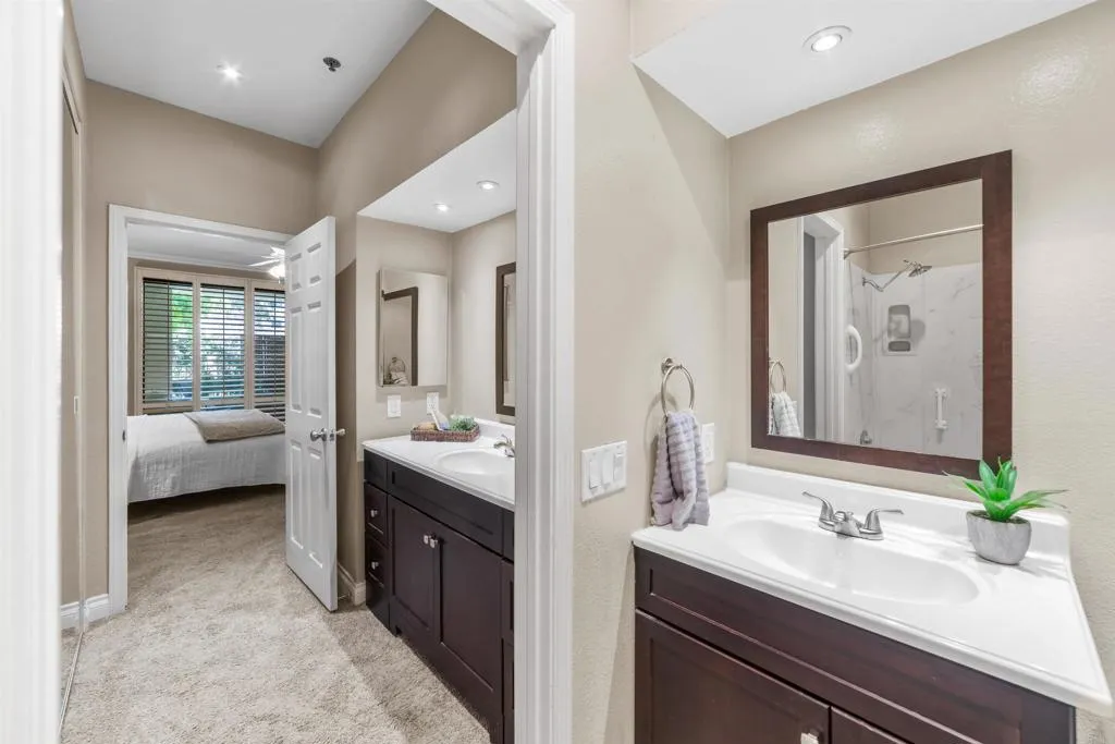 5845 Friars Road Unit 1212