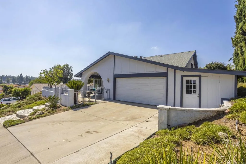 11459 Escoba Place