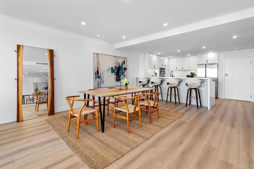 2500 Torrey Pines Rd Unit 1201