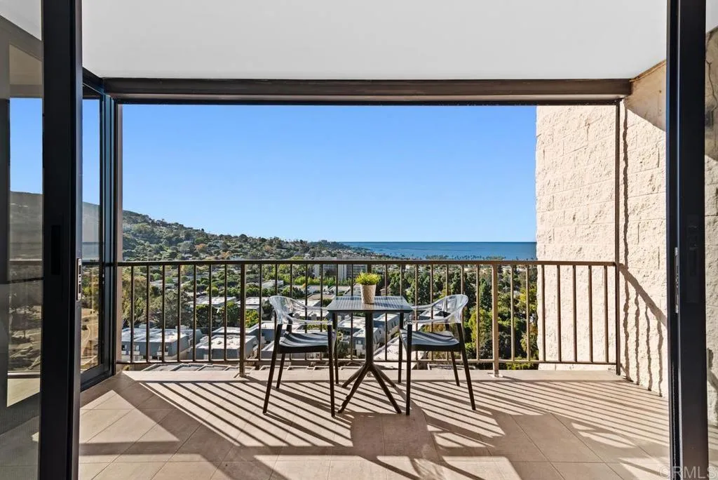 2500 Torrey Pines Rd Unit 1201