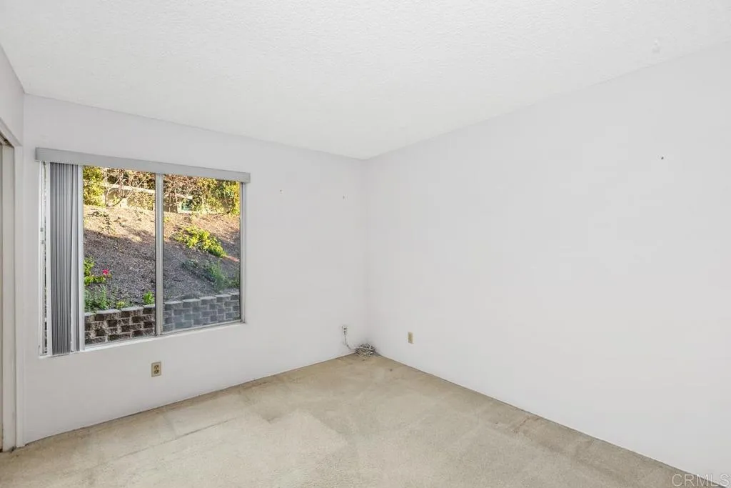 6642 Hemingway Drive