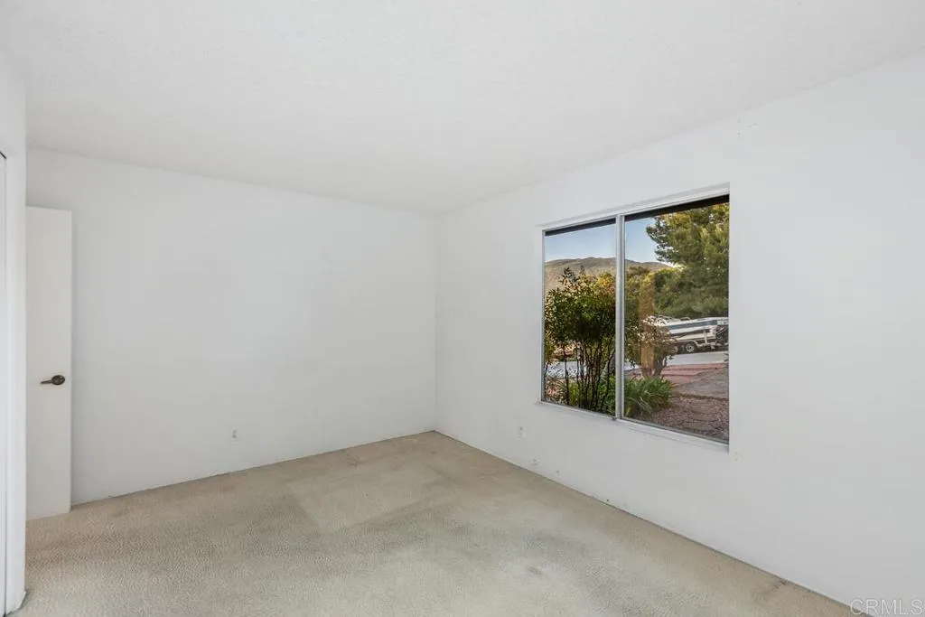 6642 Hemingway Drive