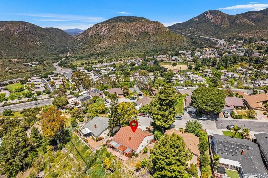 6642 Hemingway Drive