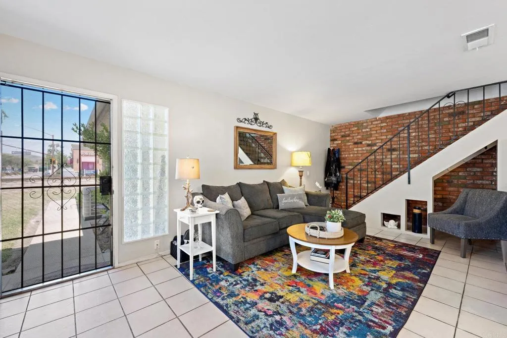 9905 Mission Gorge Road Unit 3