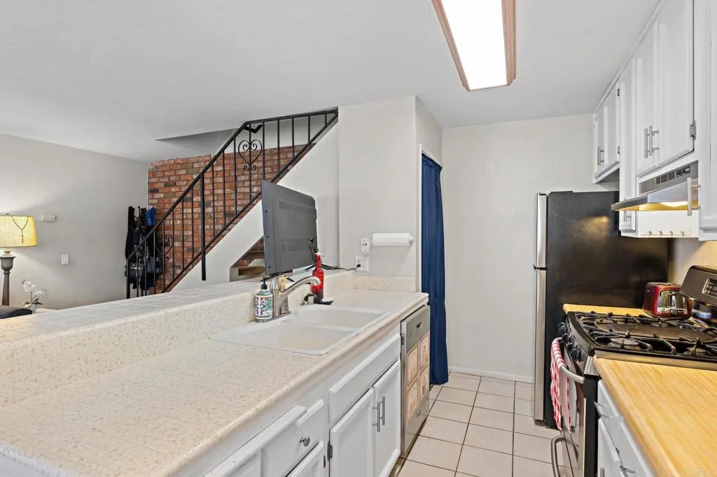 9905 Mission Gorge Road Unit 3