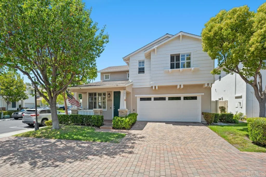 3228 W Canyon Ave