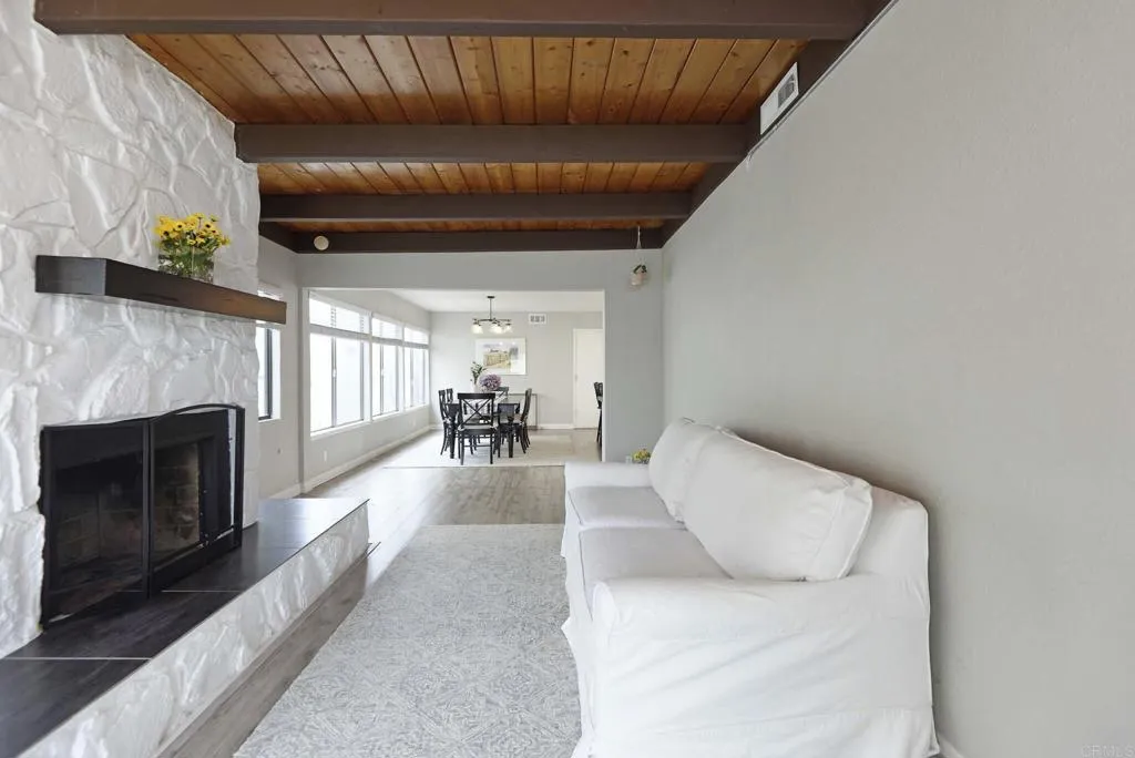 11293 Westonhill Drive