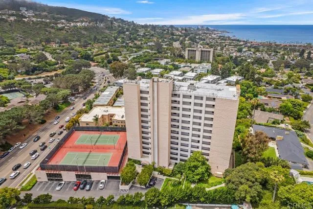 2500 Torrey Pines Rd Unit 403