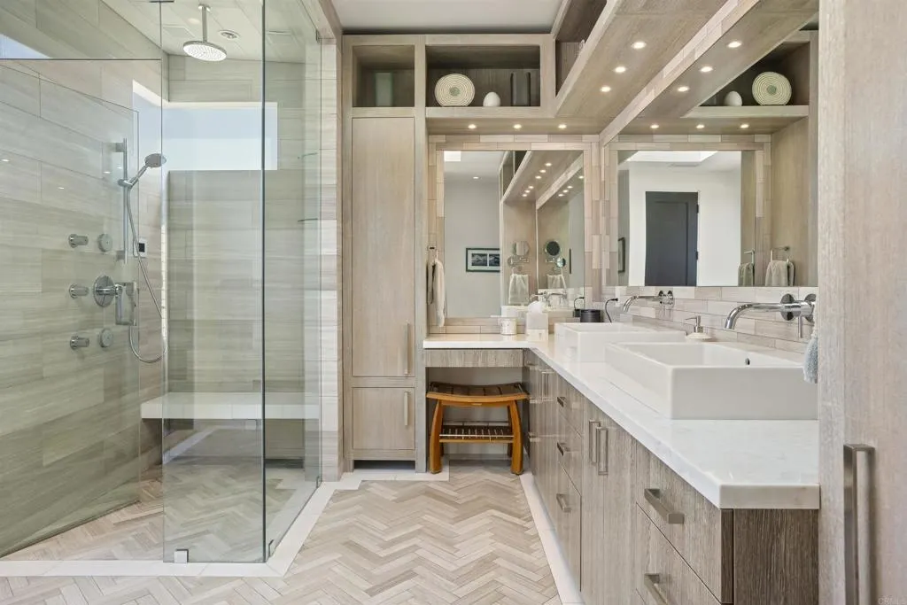 770 W Solana Circle
