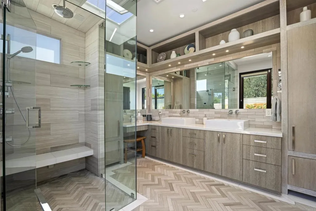 770 W Solana Circle