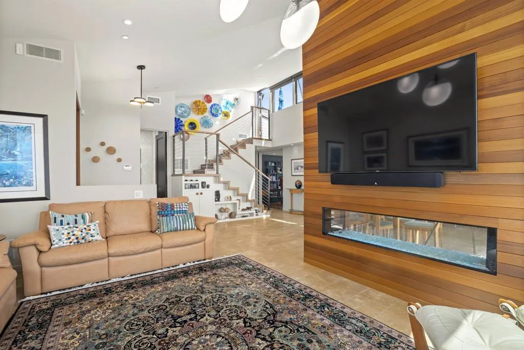 770 W Solana Circle