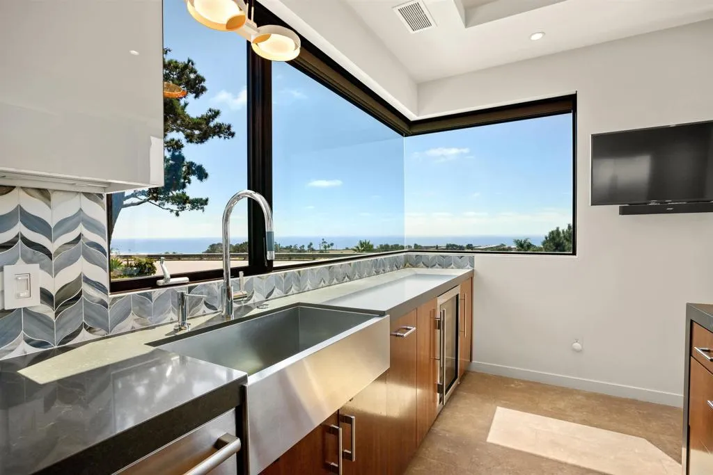 770 W Solana Circle