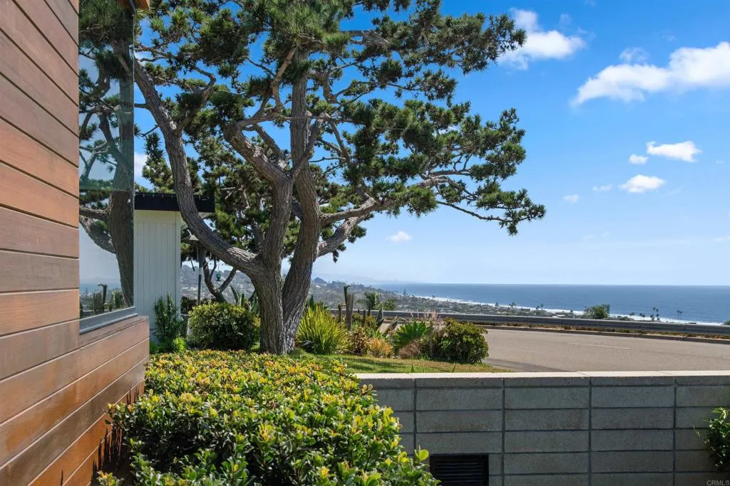 770 W Solana Circle
