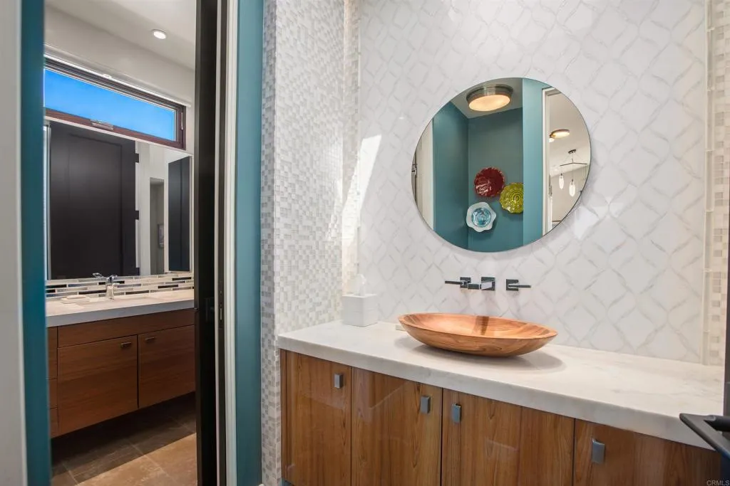 770 W Solana Circle