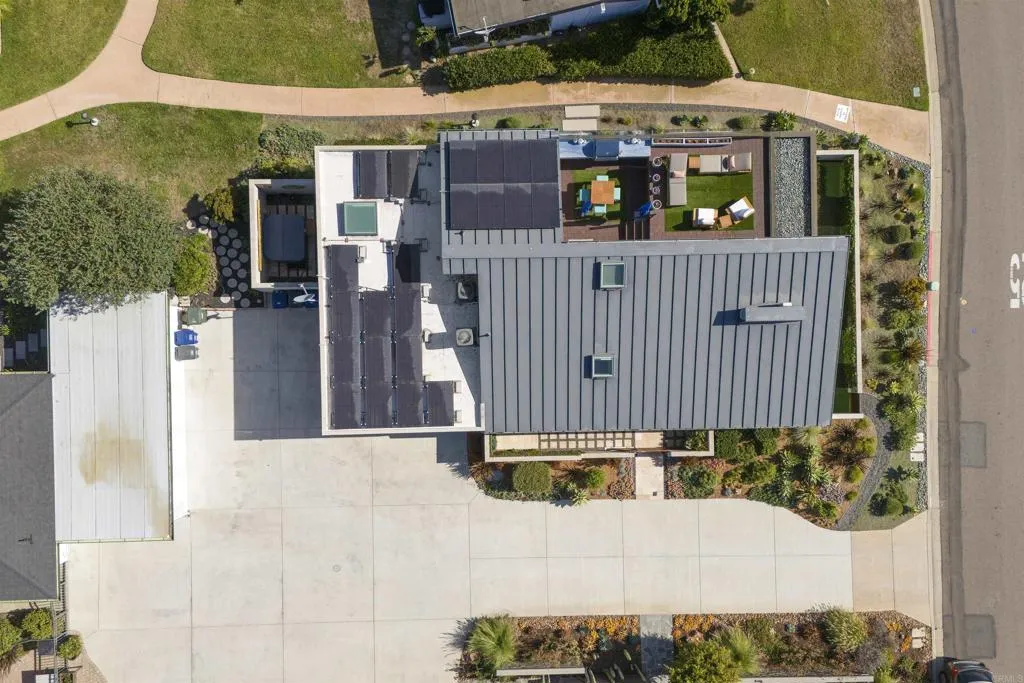 770 W Solana Circle