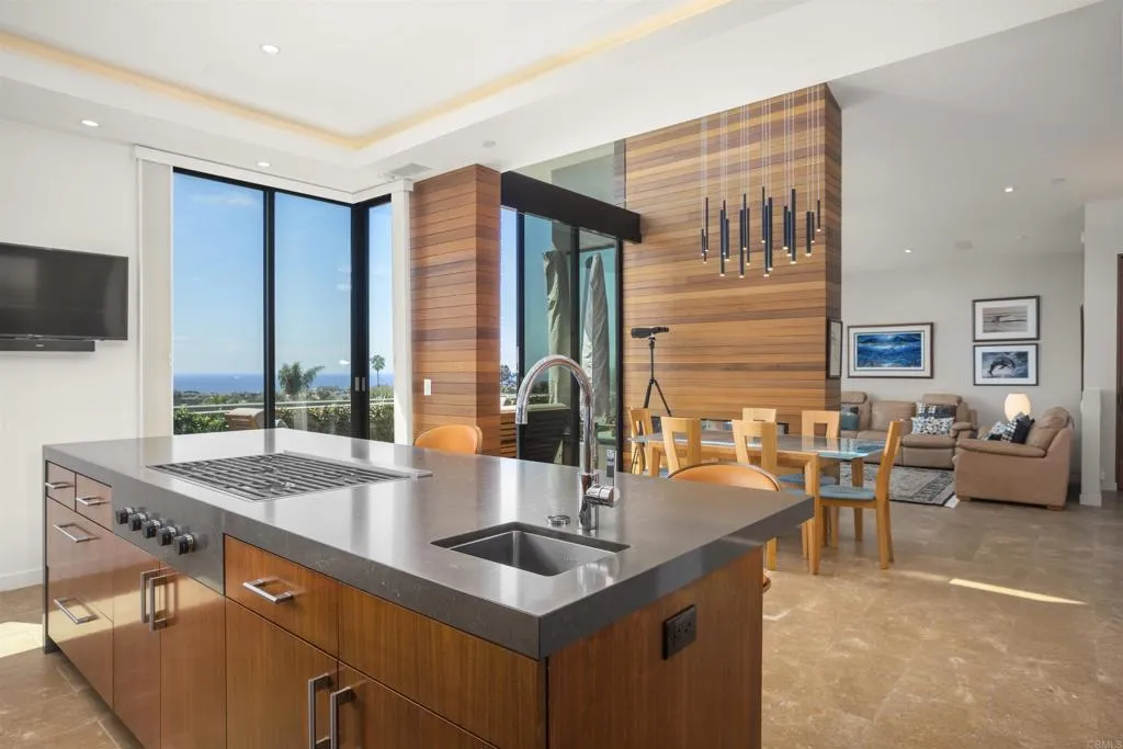 770 W Solana Circle