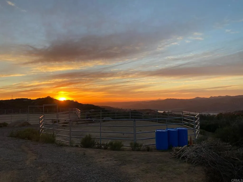 0 Muth Valley