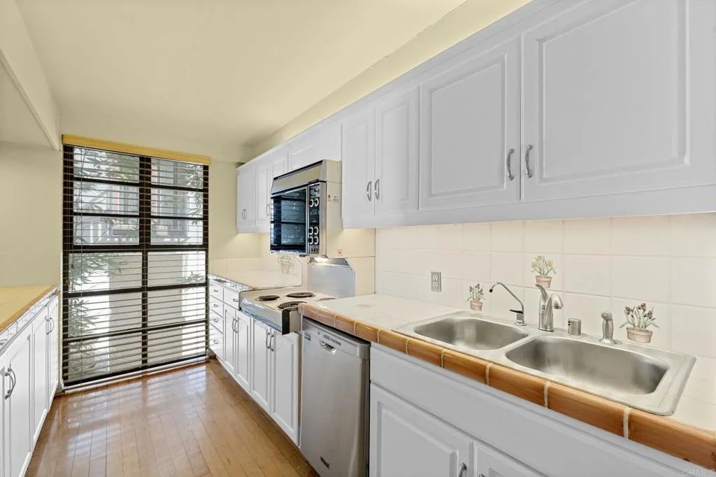 1250 Cave Street Unit 3