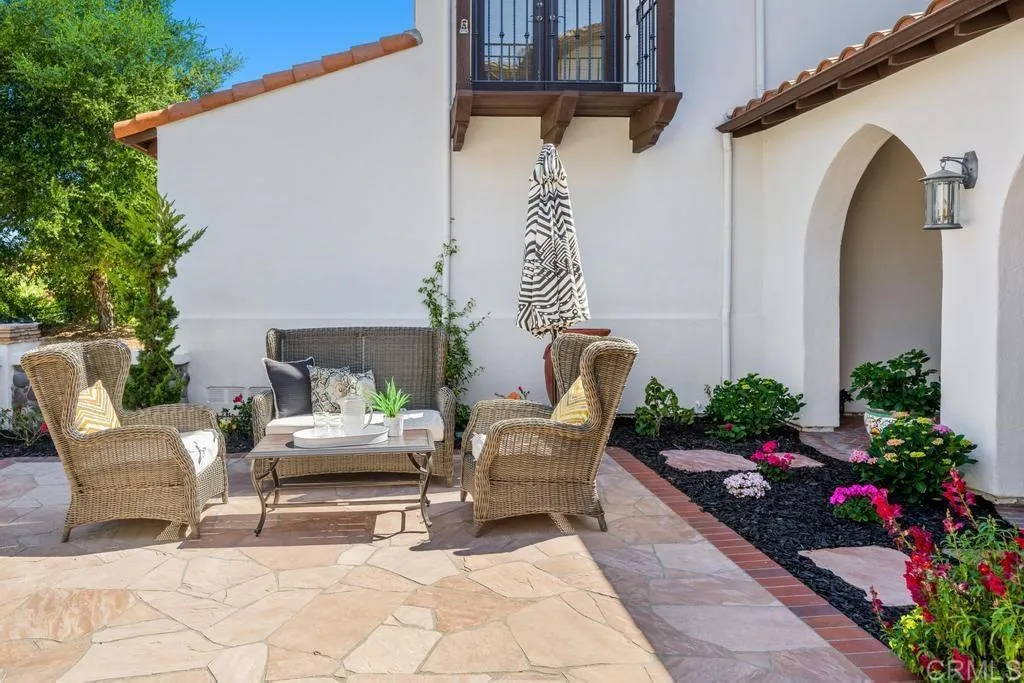 17625 Butterfield Trail