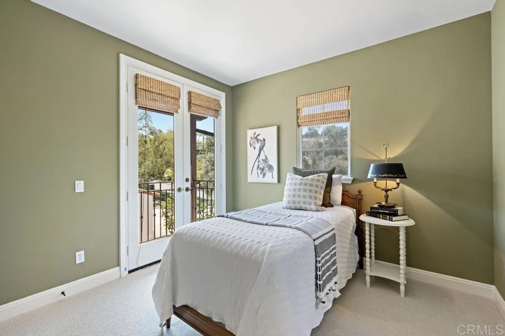 17625 Butterfield Trail
