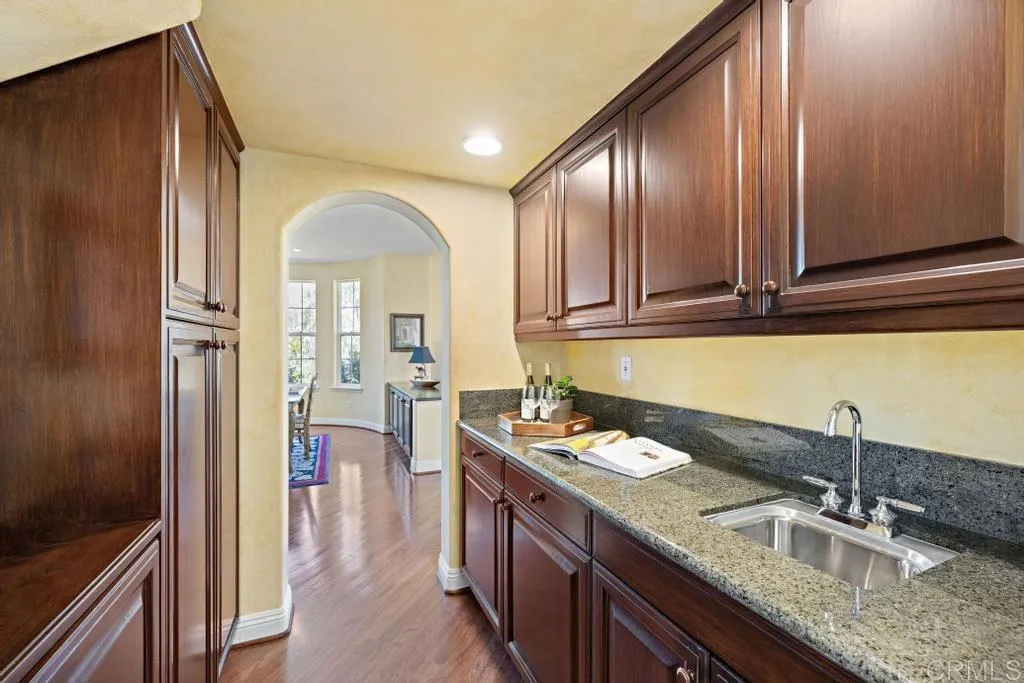 17625 Butterfield Trail