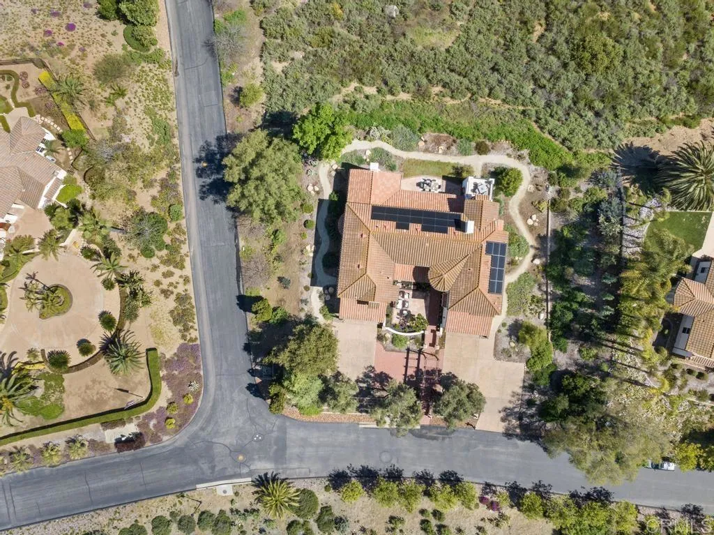 17625 Butterfield Trail