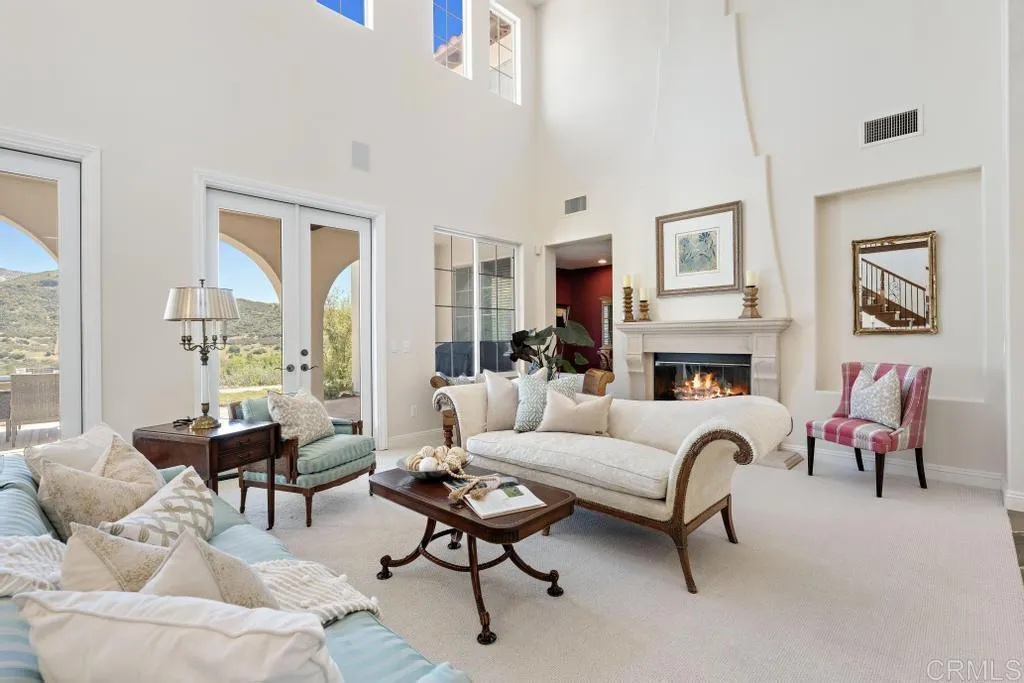 17625 Butterfield Trail