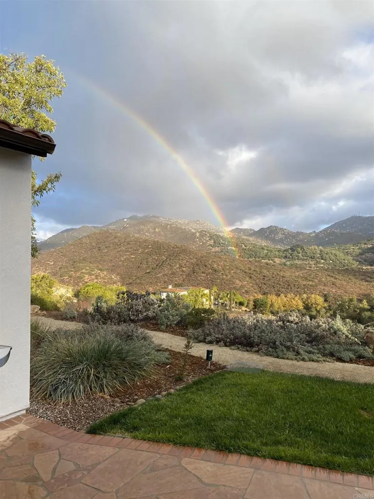 17625 Butterfield Trail