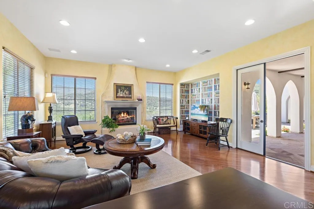 17625 Butterfield Trail