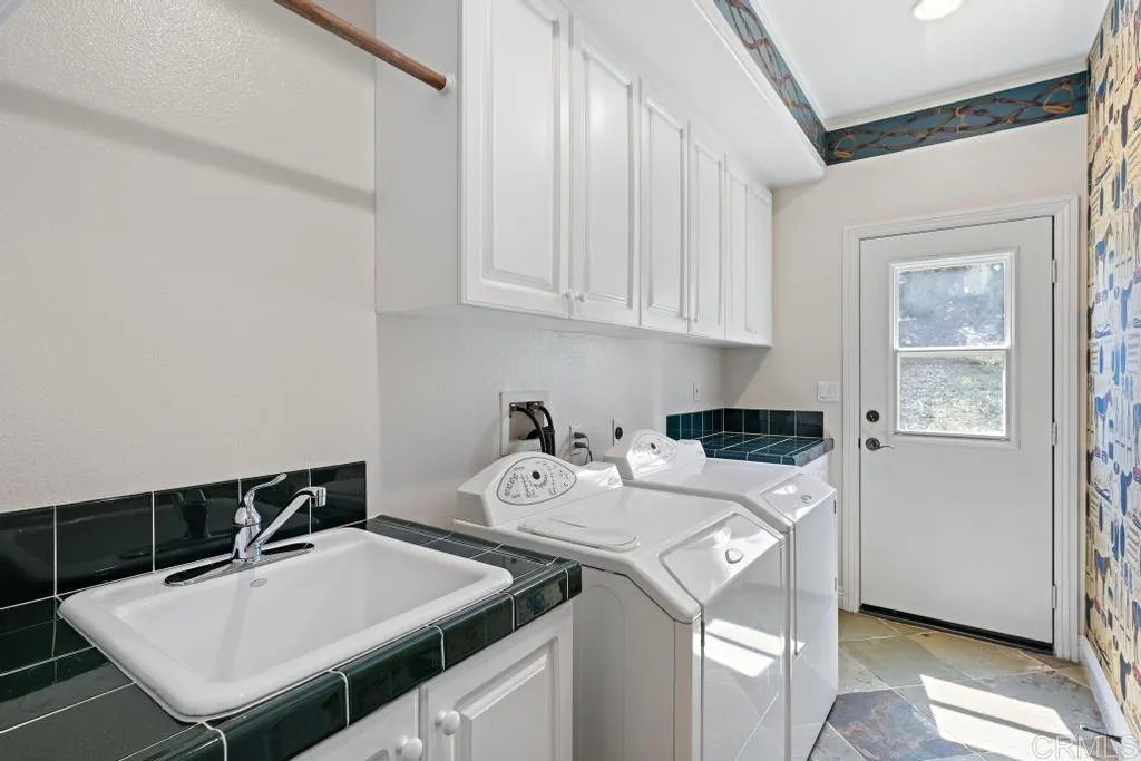 17625 Butterfield Trail