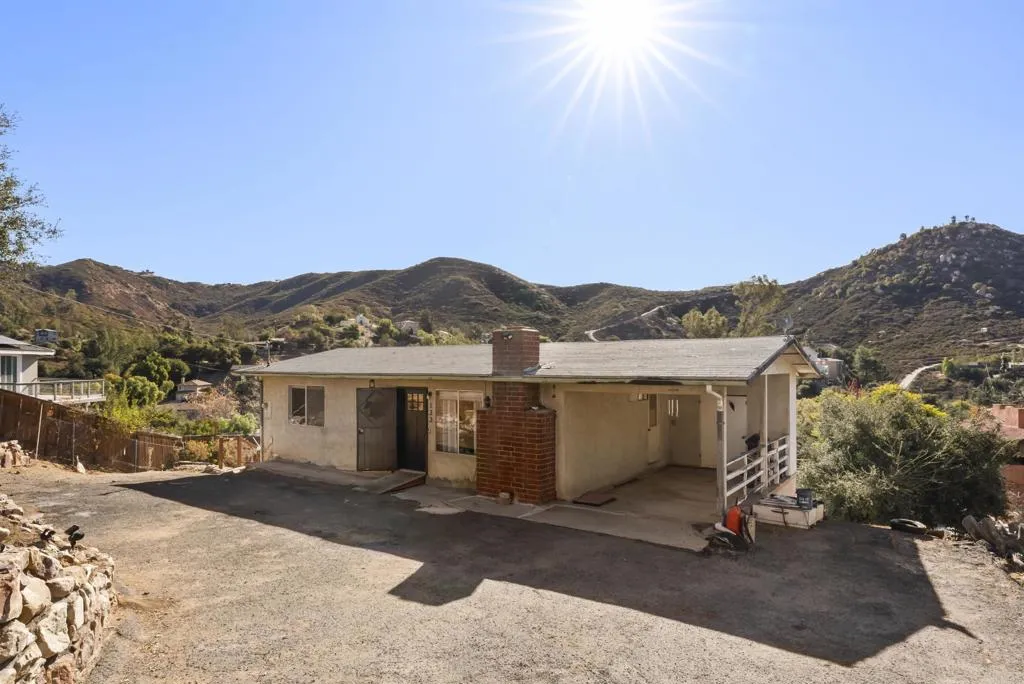 133 Hudson Ln