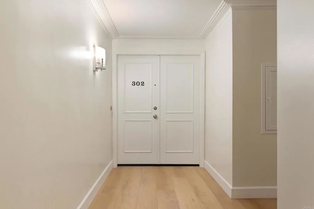 321 N Oakhurst Drive Unit 302