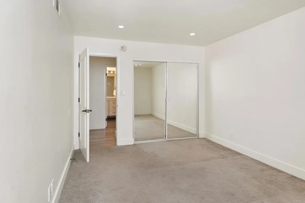 321 N Oakhurst Drive Unit 302