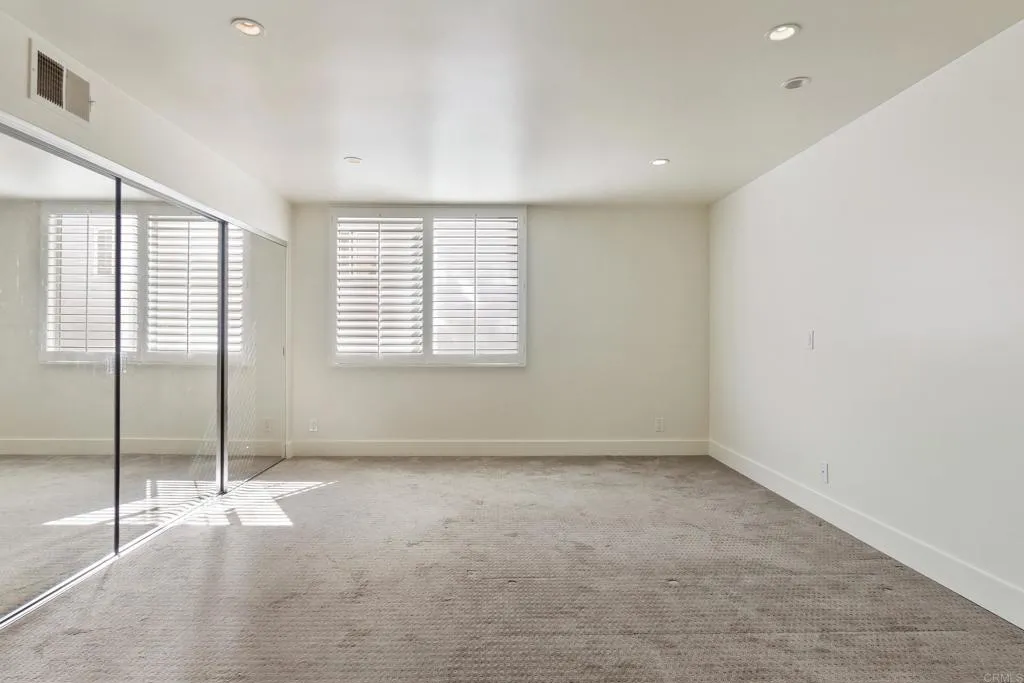 321 N Oakhurst Drive Unit 302