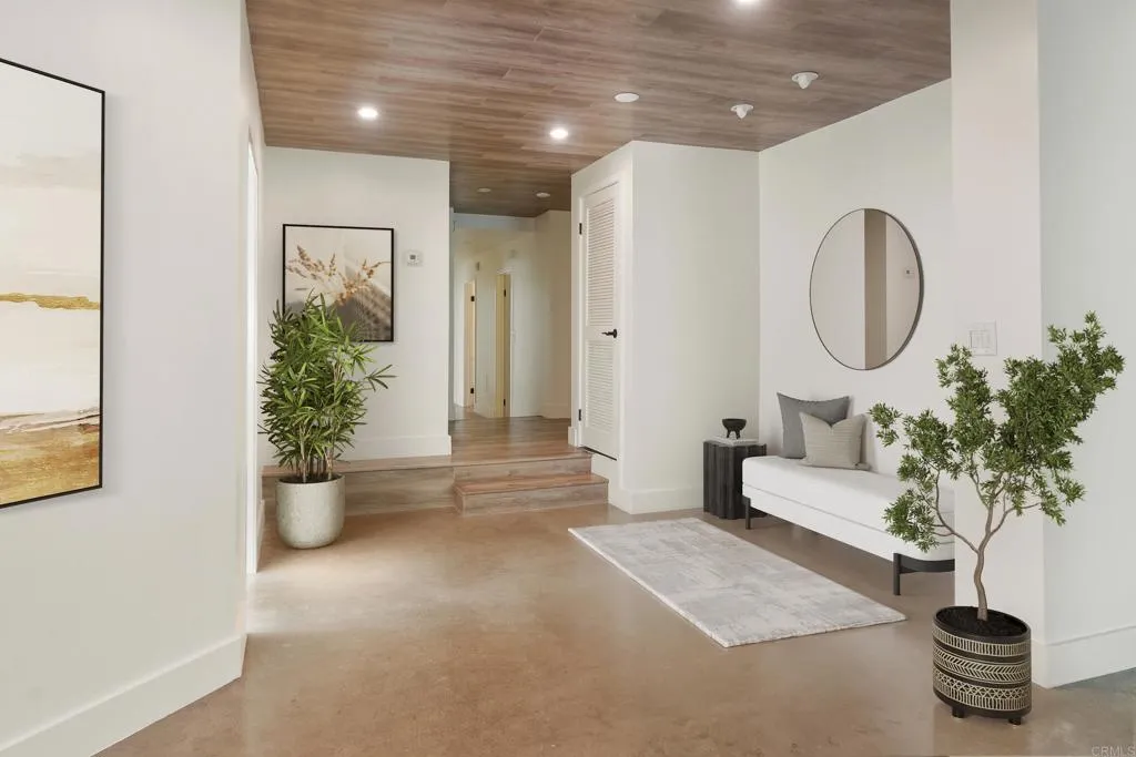 321 N Oakhurst Drive Unit 302