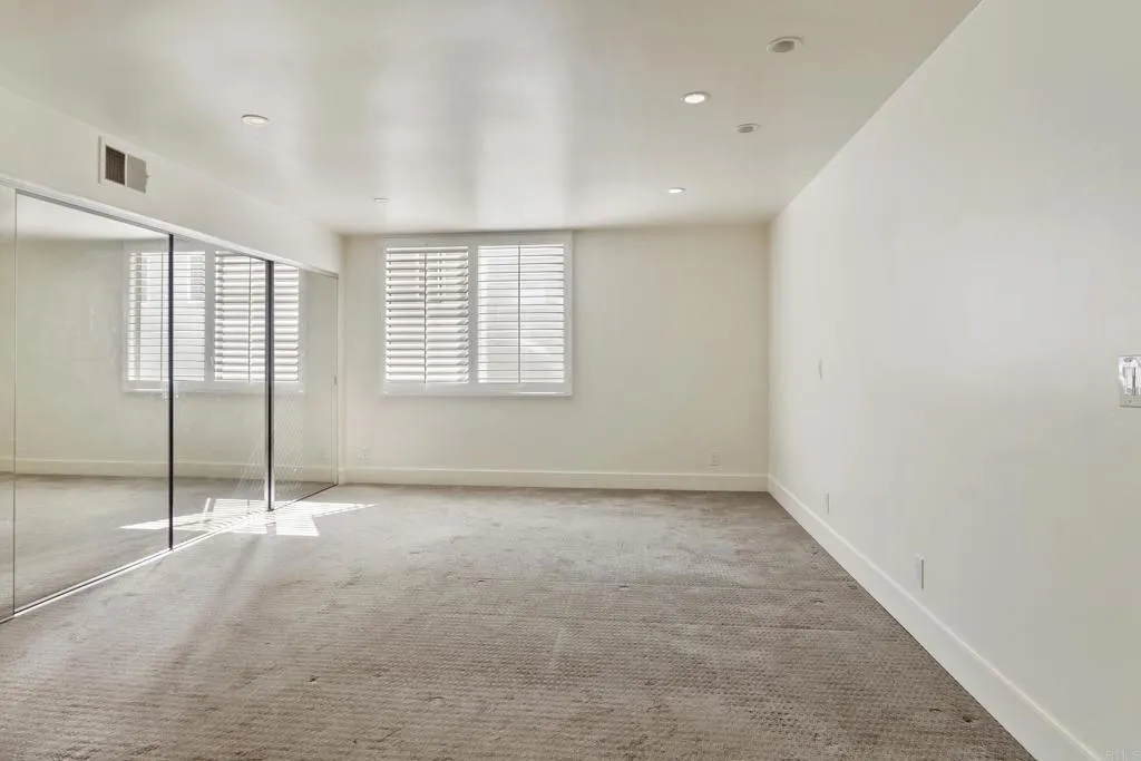 321 N Oakhurst Drive Unit 302