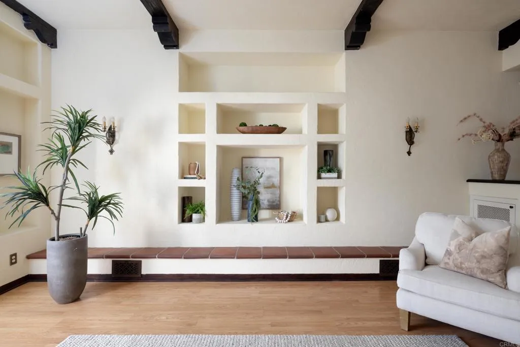 4119 Bedford Drive
