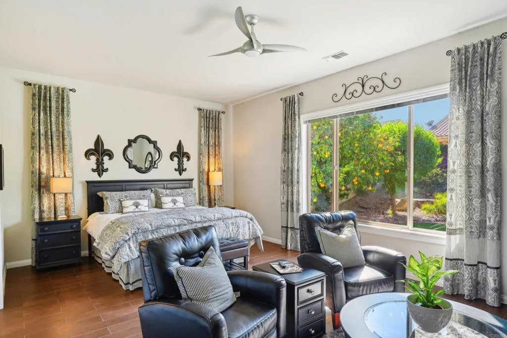 80741 Avenida Santa Carmen
