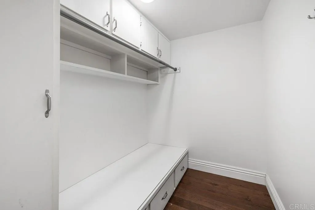 2500 Torrey Pines Rd Unit 1202