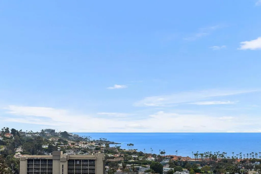 2500 Torrey Pines Rd Unit 1202