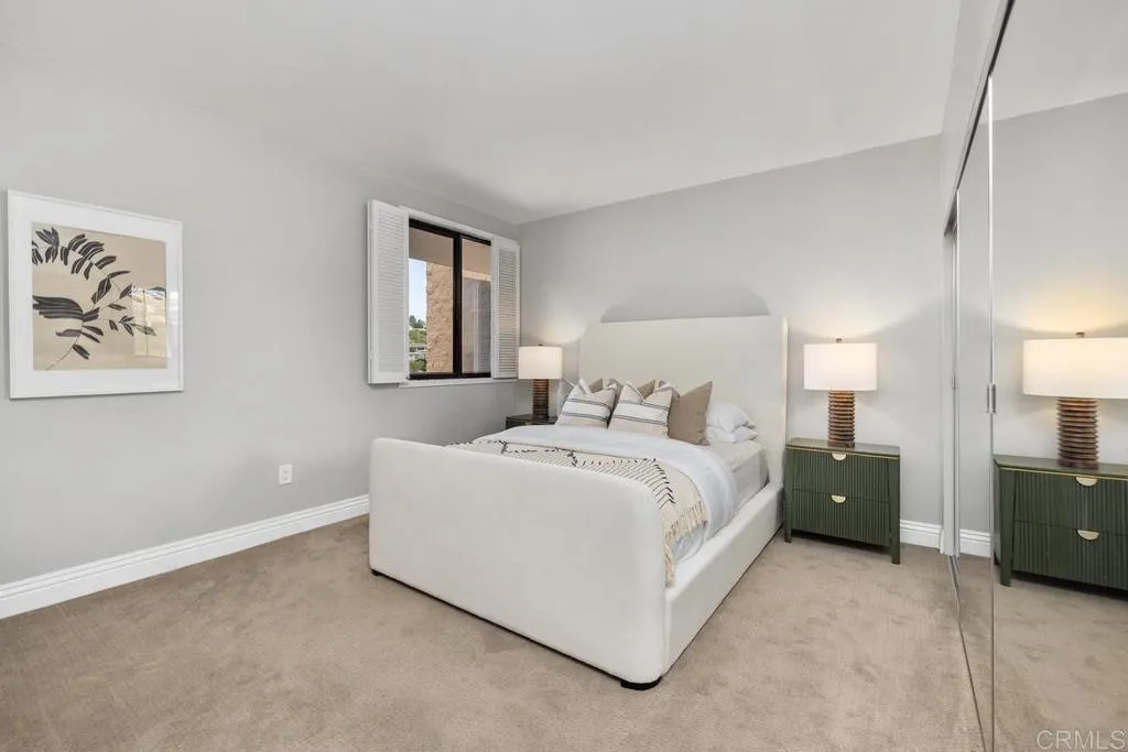 2500 Torrey Pines Rd Unit 1202