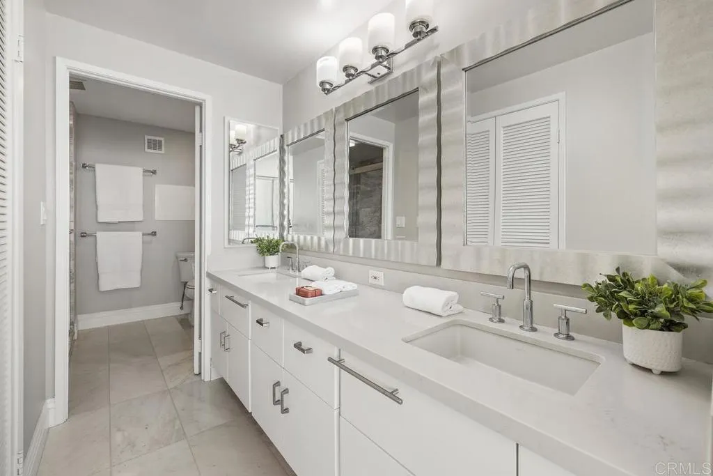 2500 Torrey Pines Rd Unit 1202