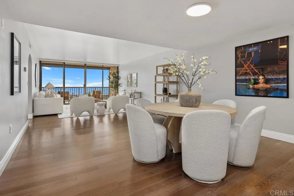 2500 Torrey Pines Rd Unit 1202
