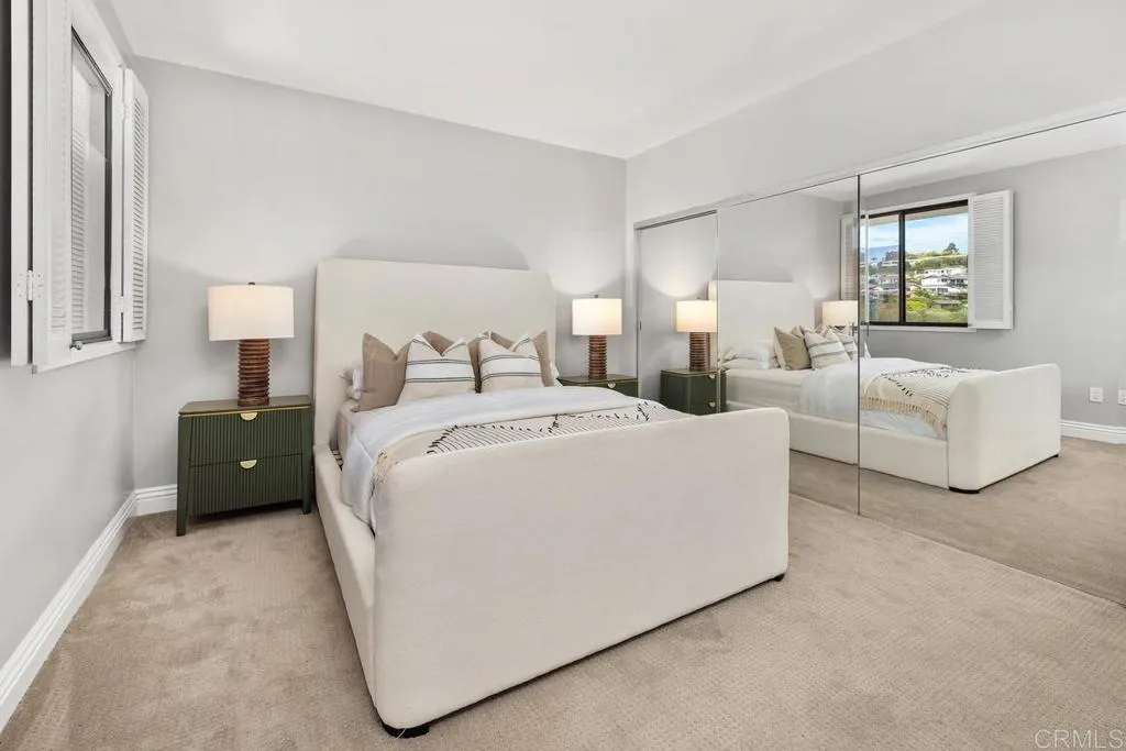 2500 Torrey Pines Rd Unit 1202