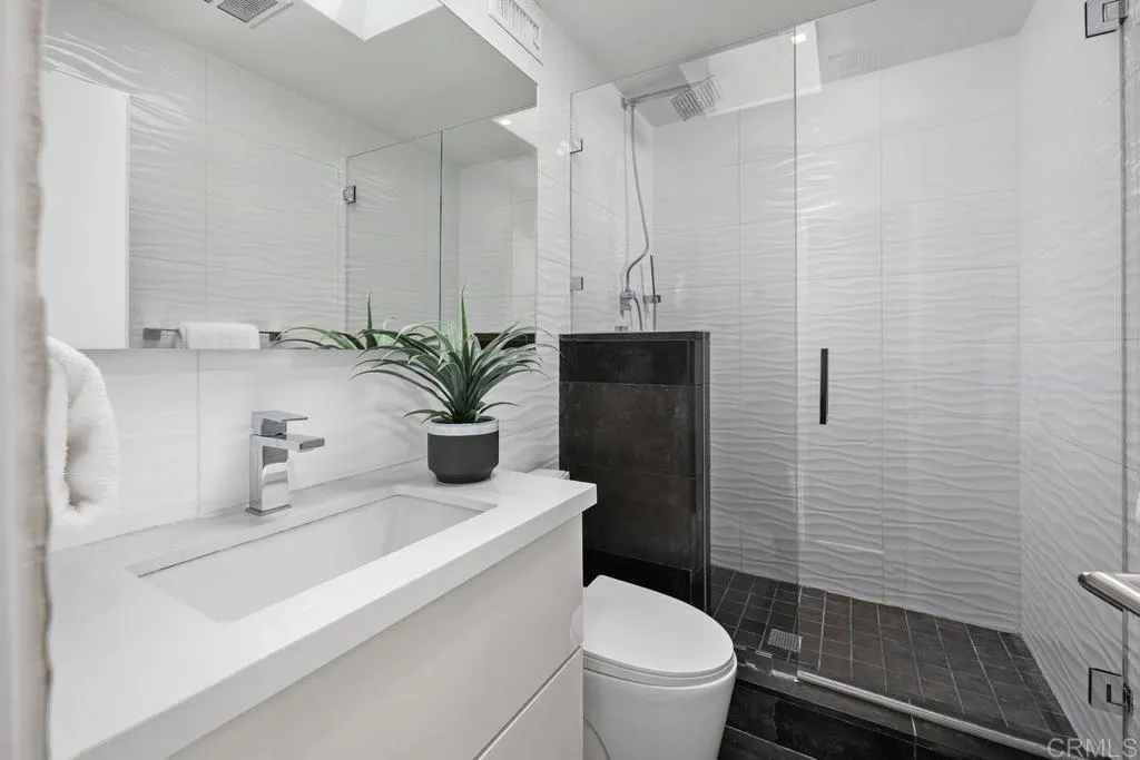 6544 Caminito Northland
