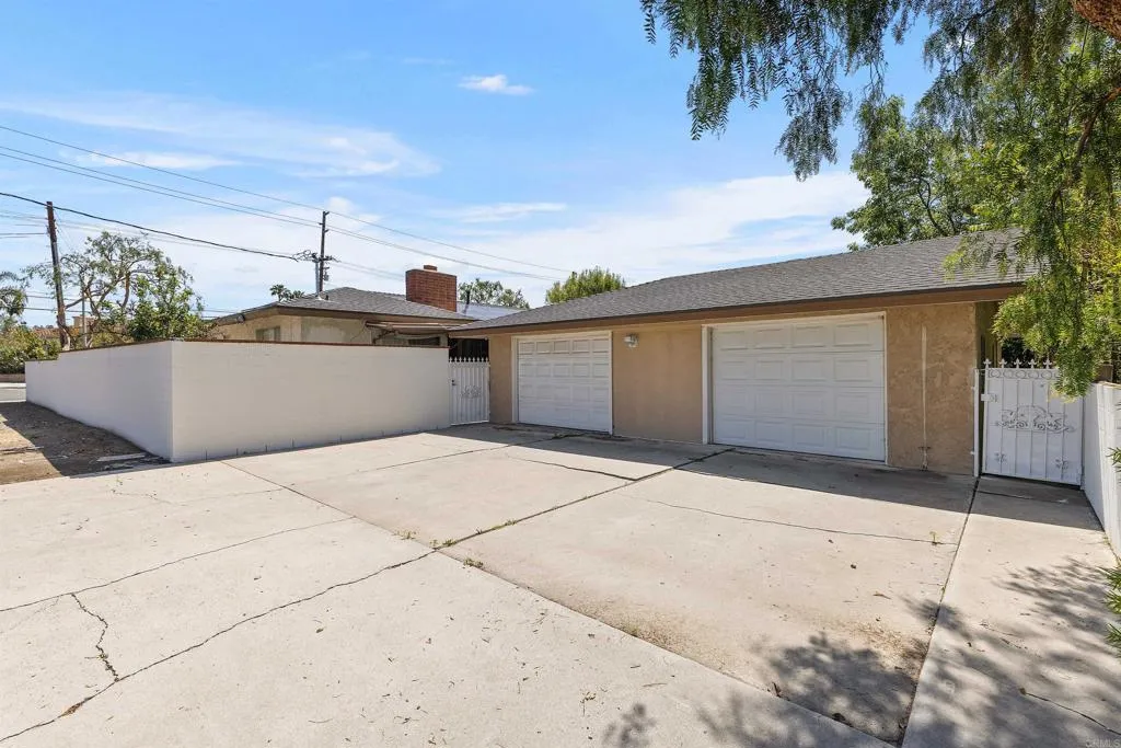 13021 Hewes Avenue