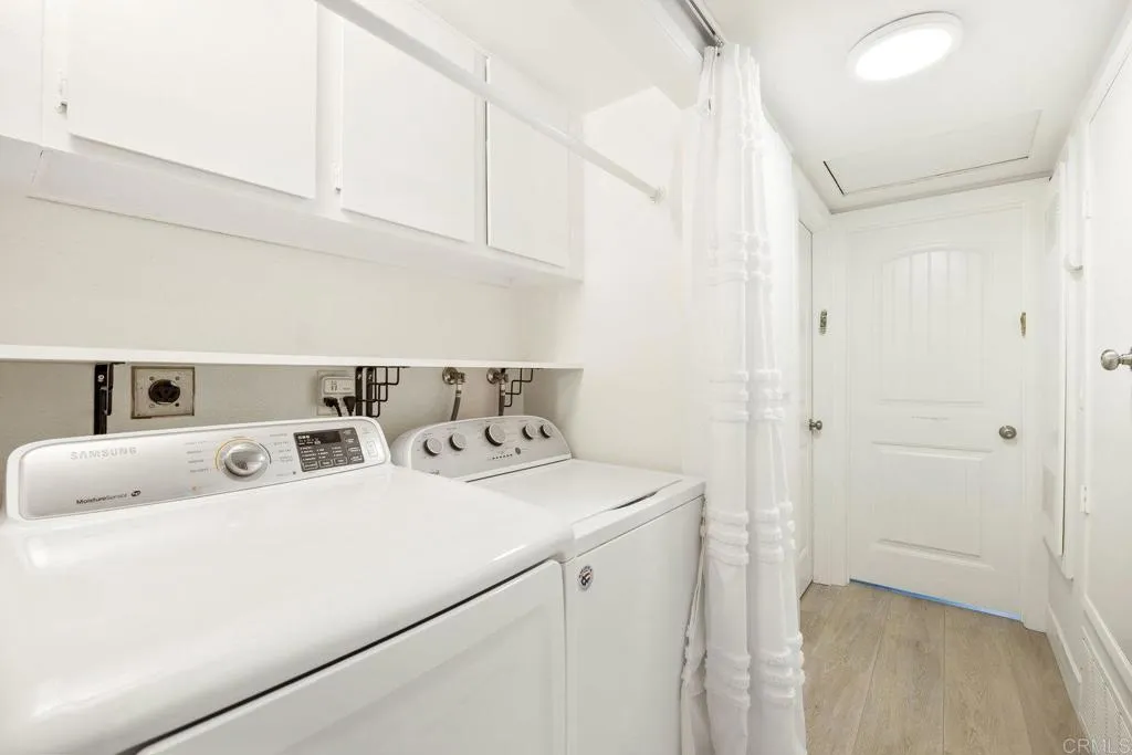 2352 Altisma Way Unit 13