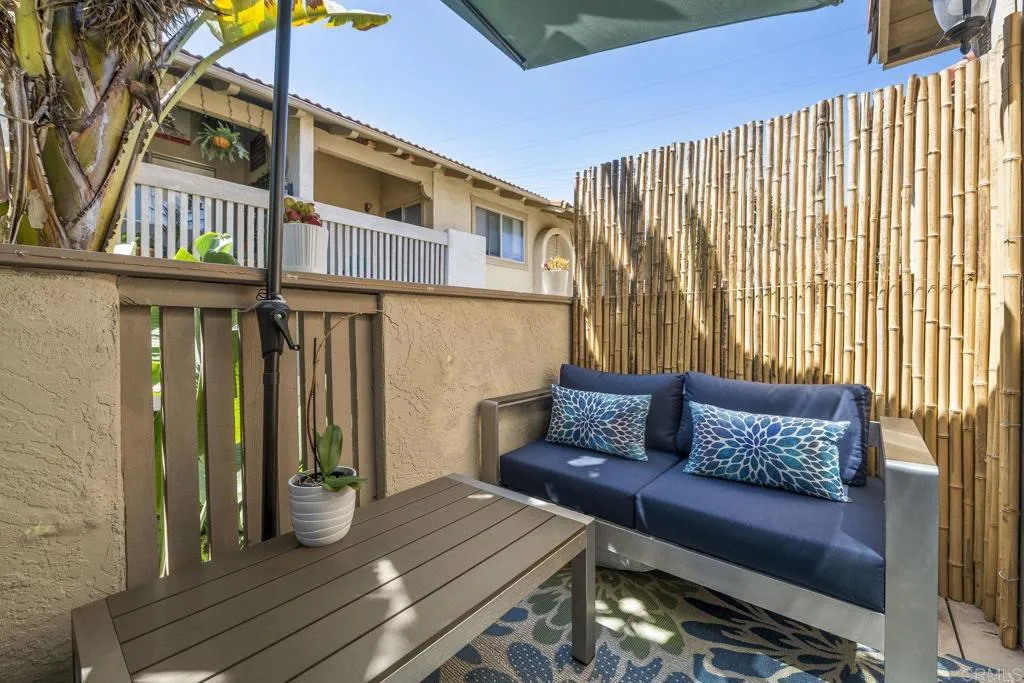 2352 Altisma Way Unit 13